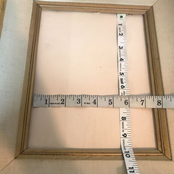 Gold Leaf Wood Wall Mount Art Frame With Linen Insert 14" x 16" - Picture 7 of 7